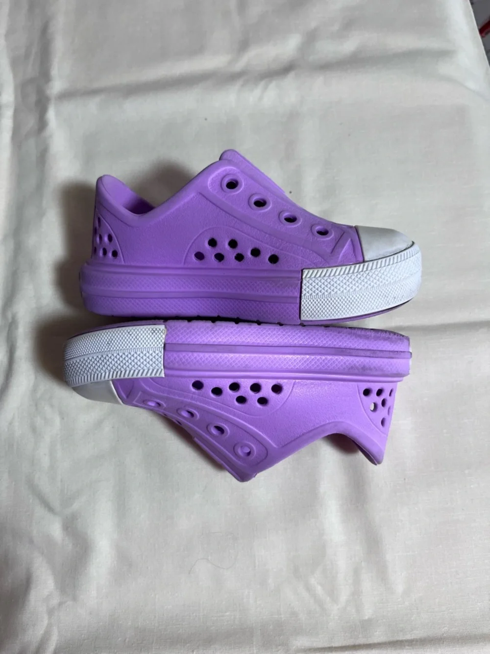 Converse All Stars Kids Lilac Slip-On Water Shoes with White Toe Cap